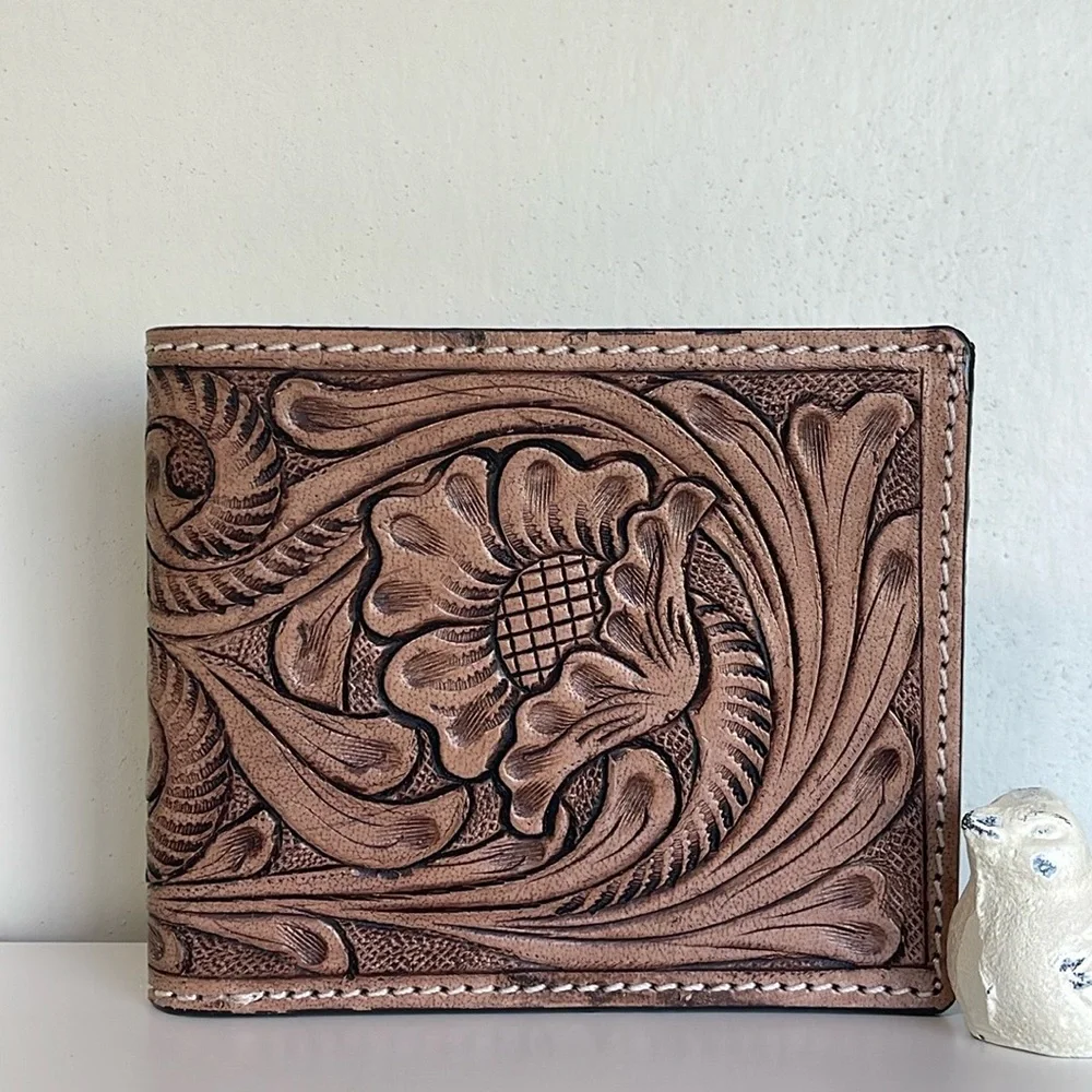Men’s Tooled Wallet